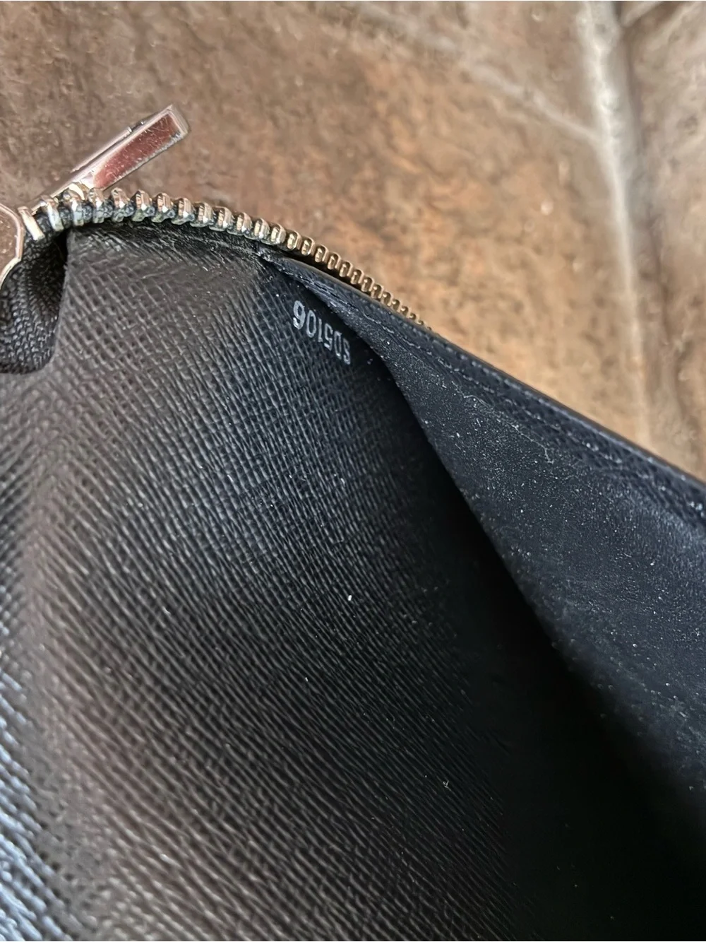 🏴‍☠️ Louis Vuitton Graphite Zippy Large Wallet Organizer or Clutch  EUC
